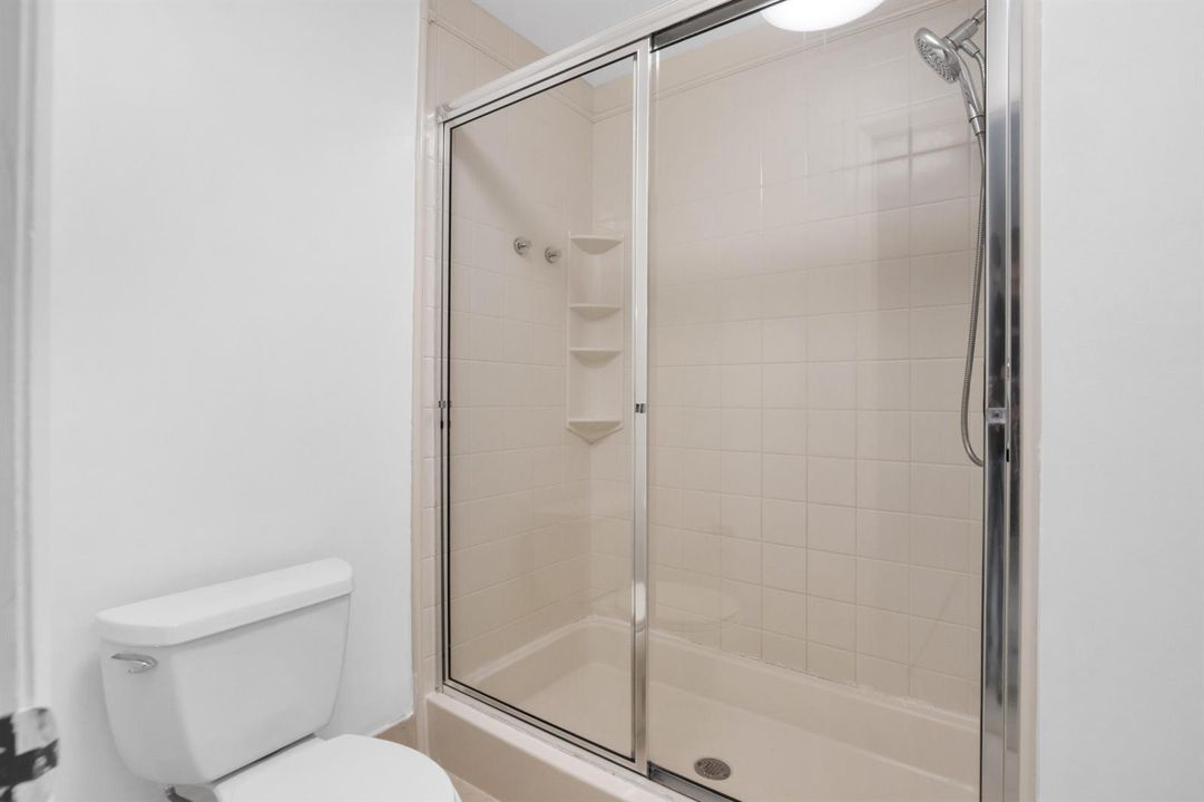 2112 NW 45th Ave-2