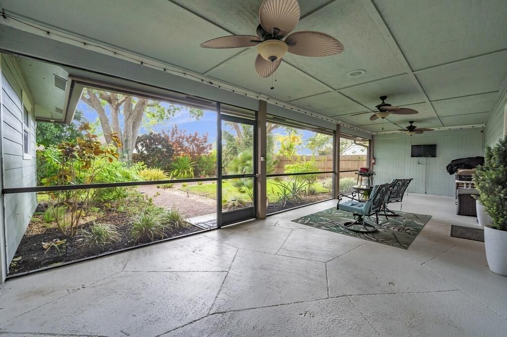 48_1024px