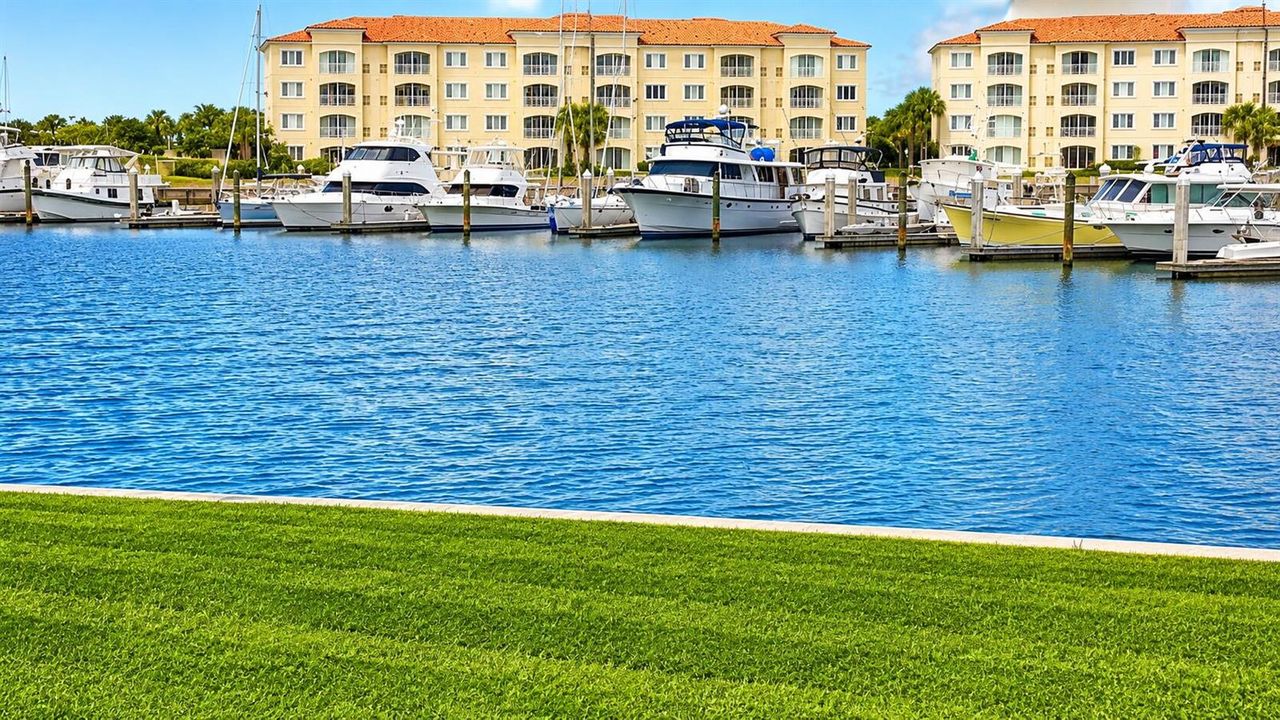 13 - 101 Marina