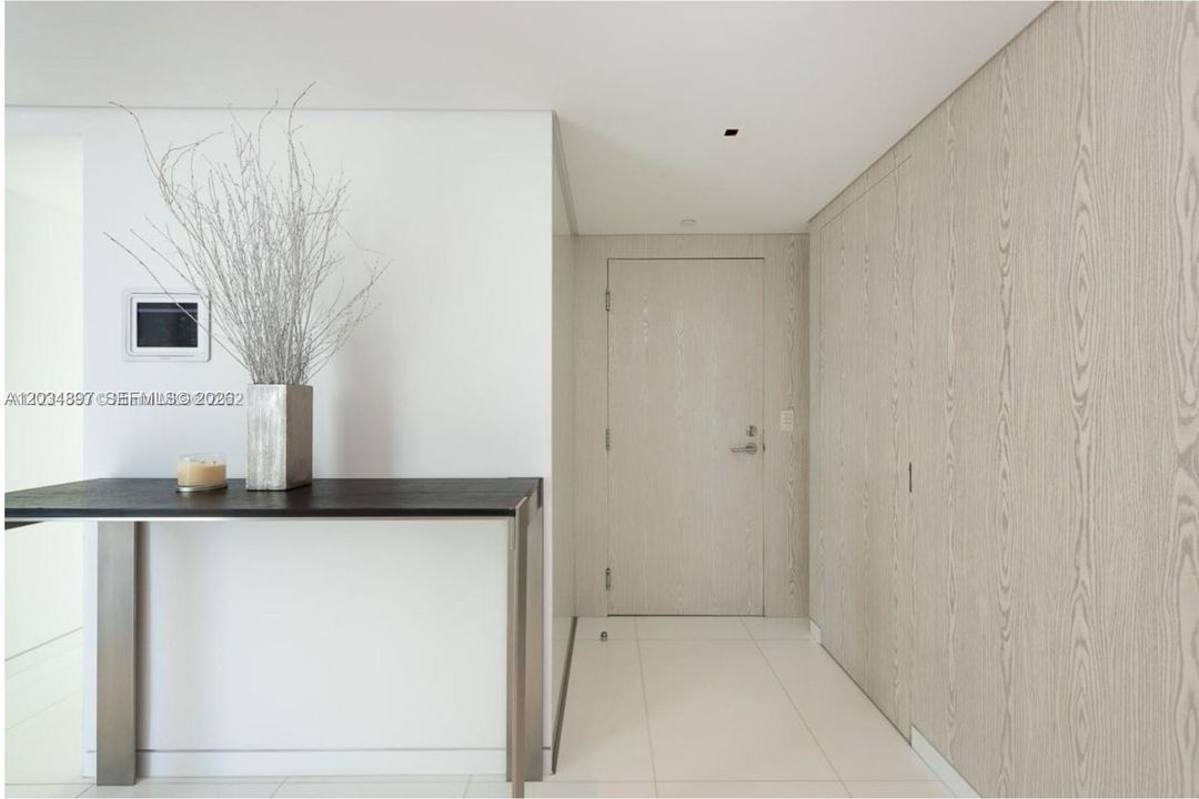 En Venta: $10,985,000 (3 camas, 3 baños, 4750 Pies cuadrados)