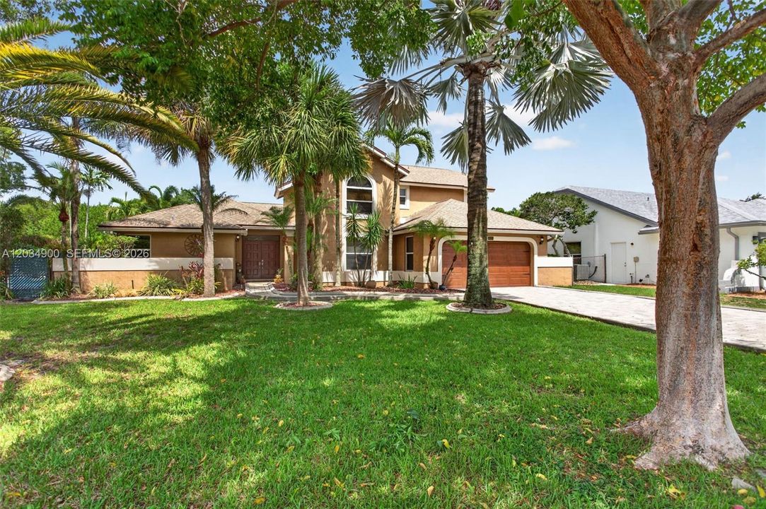For Sale: $800,000 (4 beds, 3 baths, 2445 Square Feet)