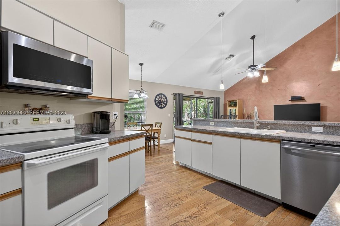 For Sale: $800,000 (4 beds, 3 baths, 2445 Square Feet)