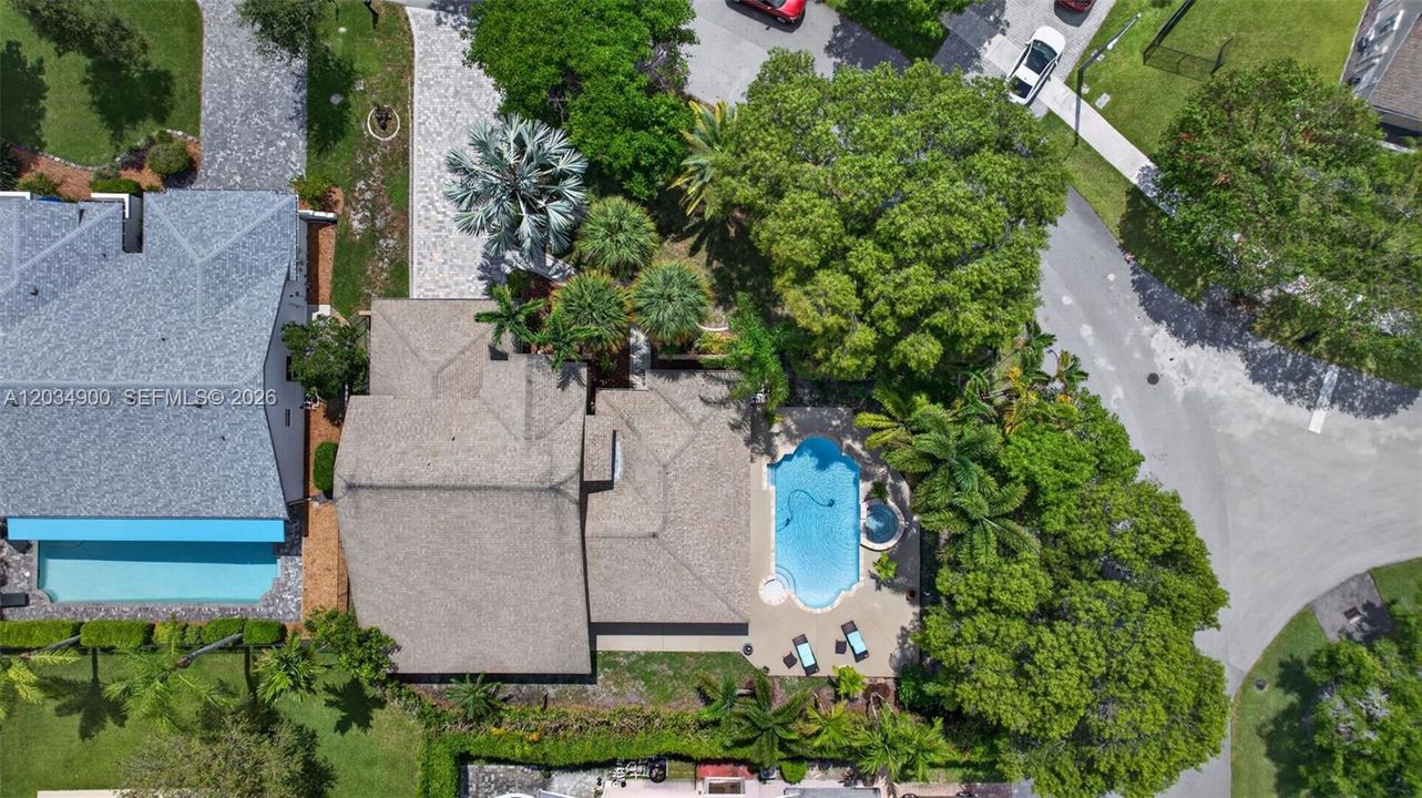 For Sale: $800,000 (4 beds, 3 baths, 2445 Square Feet)