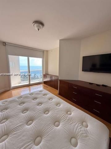 В аренду: $10,400 (3 спален, 3 ванн, 1750 Квадратных фут)