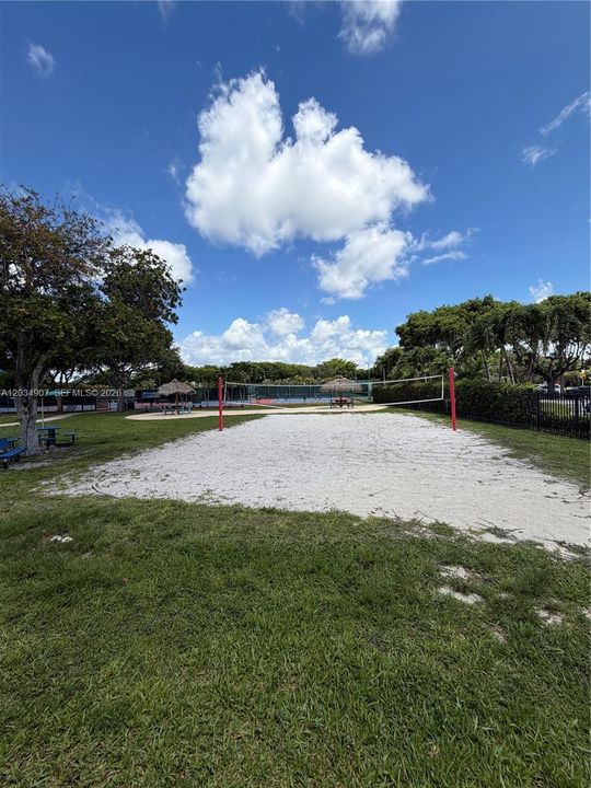 For Rent: $3,700 (3 beds, 2 baths, 1362 Square Feet)
