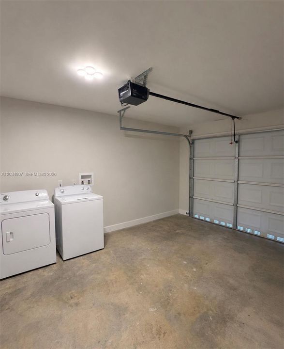 For Rent: $3,700 (3 beds, 2 baths, 1362 Square Feet)