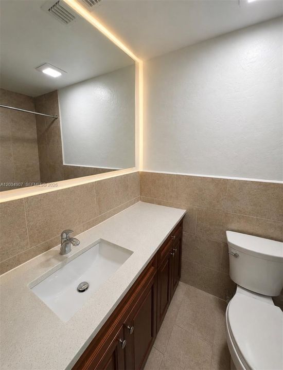 For Rent: $3,700 (3 beds, 2 baths, 1362 Square Feet)
