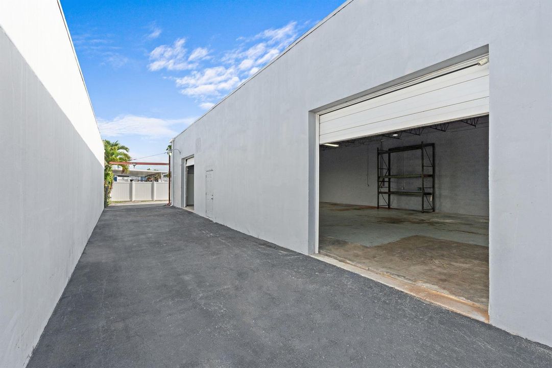 22-web-or-mls-270 SW 33rd St, Fort Laude