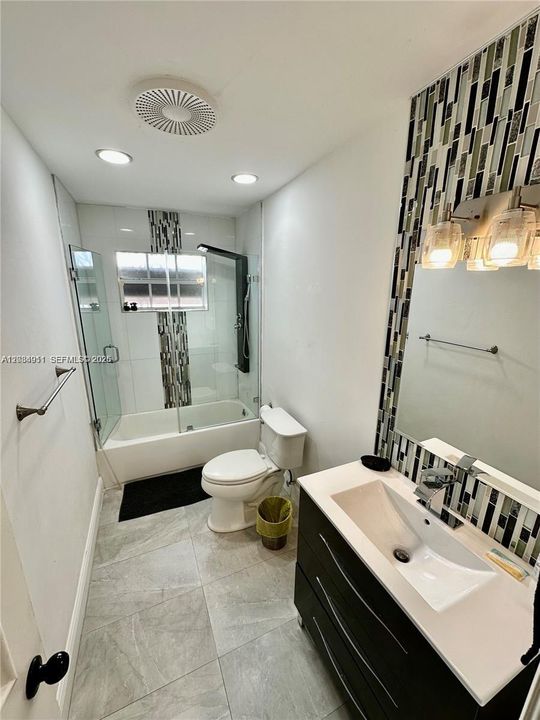 For Rent: $5,500 (3 beds, 2 baths, 1662 Square Feet)