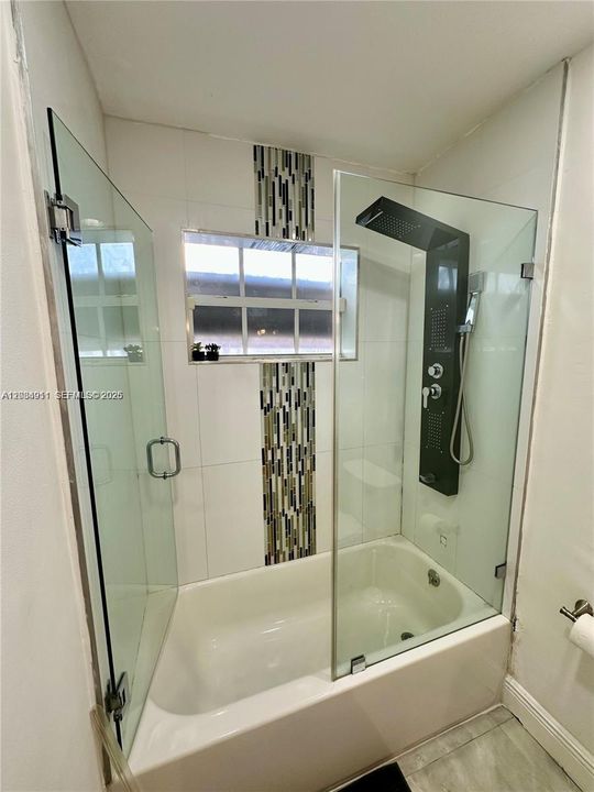For Rent: $5,500 (3 beds, 2 baths, 1662 Square Feet)