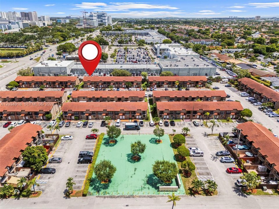 For Sale: $429,900 (3 beds, 1 baths, 987 Square Feet)