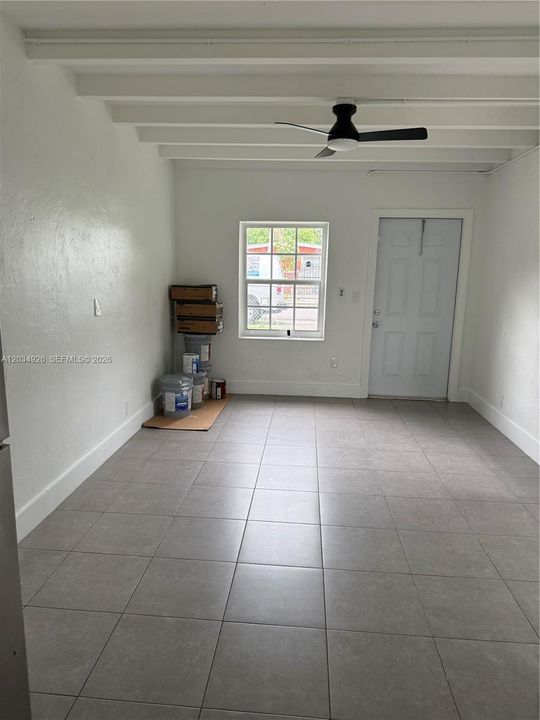 For Sale: $338,000 (2 beds, 1 baths, 625 Square Feet)