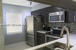 For Rent: $3,750 (4 beds, 2 baths, 1702 Square Feet)