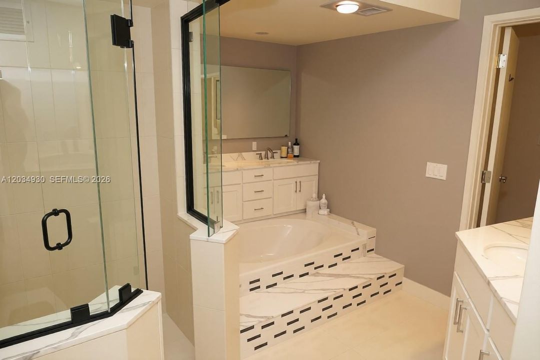 For Rent: $4,000 (2 beds, 2 baths, 1435 Square Feet)