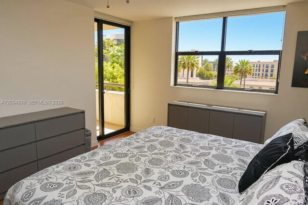 For Rent: $4,000 (2 beds, 2 baths, 1435 Square Feet)