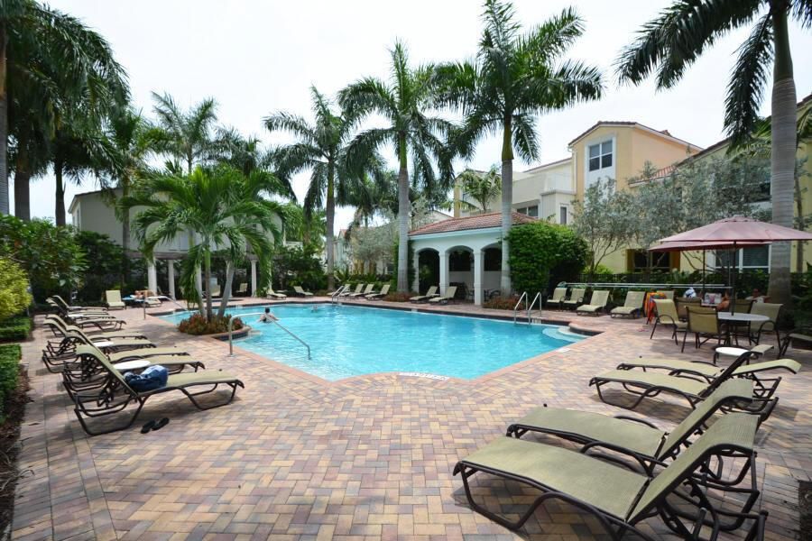 COMMUNITY POOL