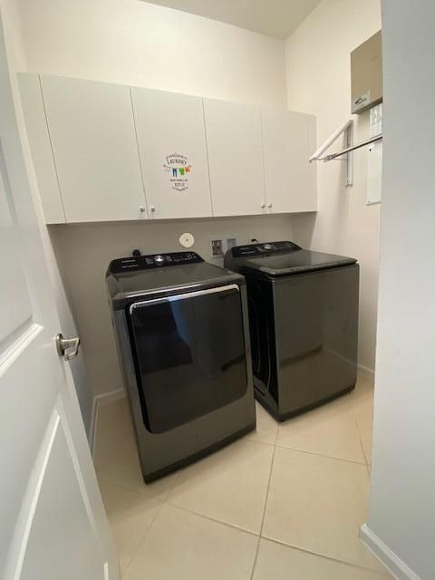 2ND FLOOR LAUNDRY ROOM