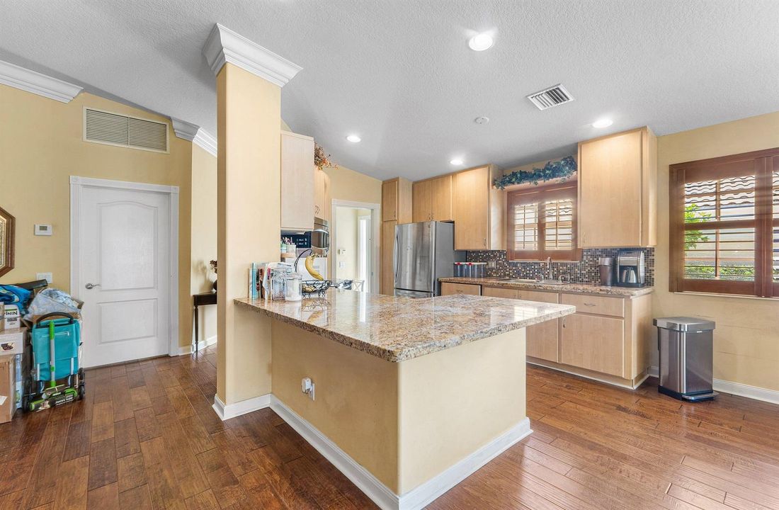 Kitchen 2