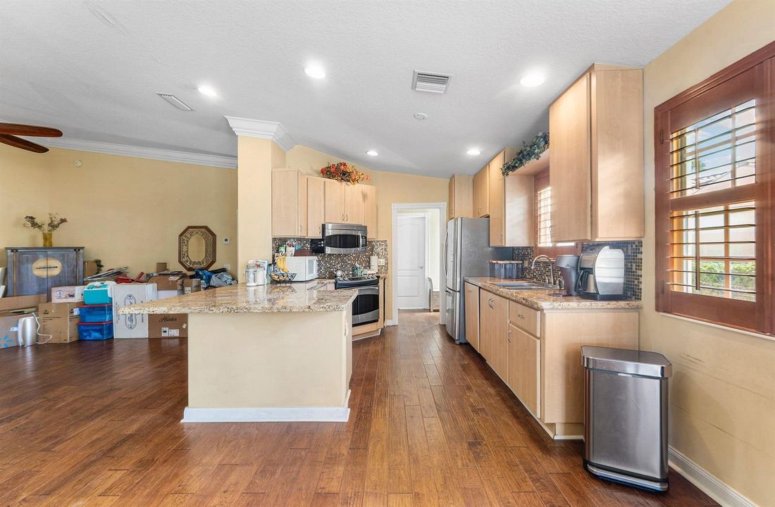 Kitchen 1