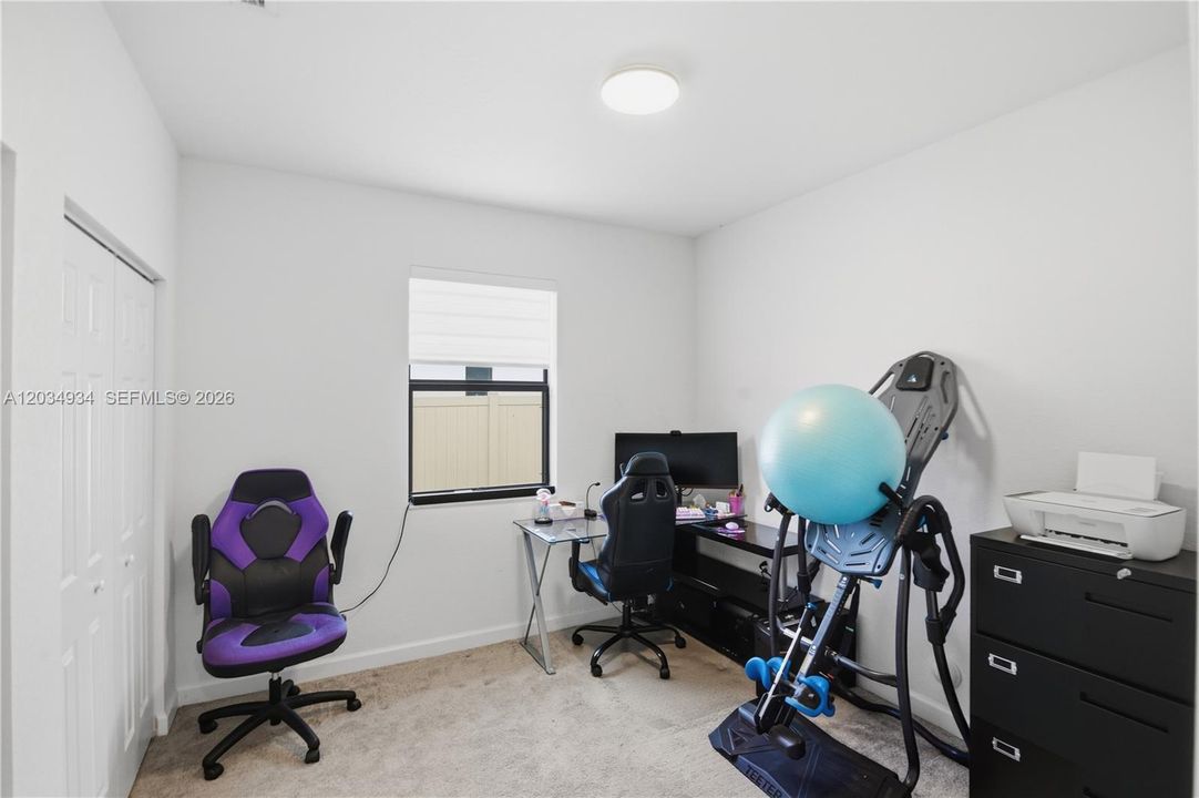 For Sale: $615,000 (3 beds, 3 baths, 1901 Square Feet)