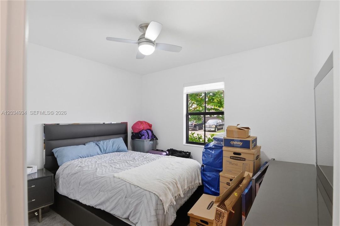 For Sale: $615,000 (3 beds, 3 baths, 1901 Square Feet)
