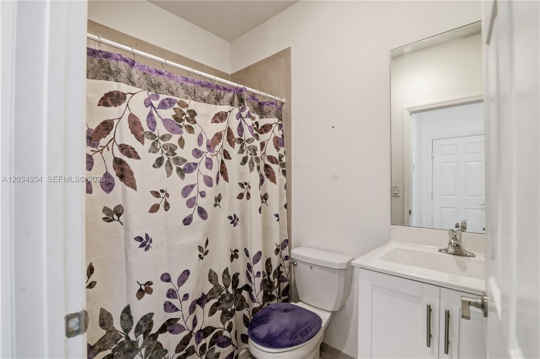 For Sale: $615,000 (3 beds, 3 baths, 1901 Square Feet)