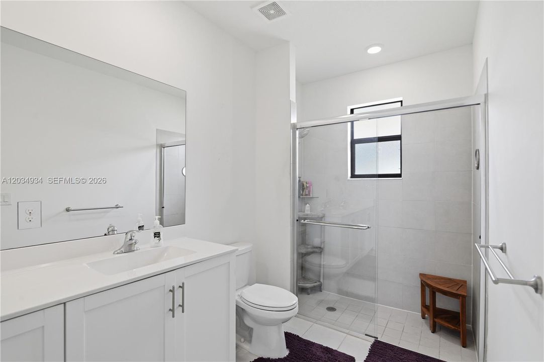 For Sale: $615,000 (3 beds, 3 baths, 1901 Square Feet)