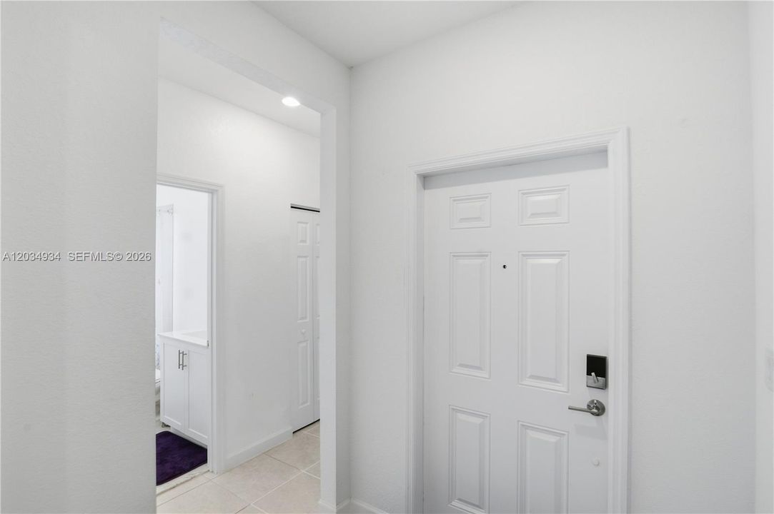For Sale: $615,000 (3 beds, 3 baths, 1901 Square Feet)