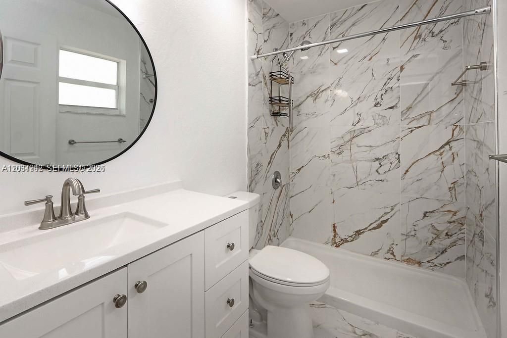 For Rent: $2,500 (2 beds, 2 baths, 730 Square Feet)