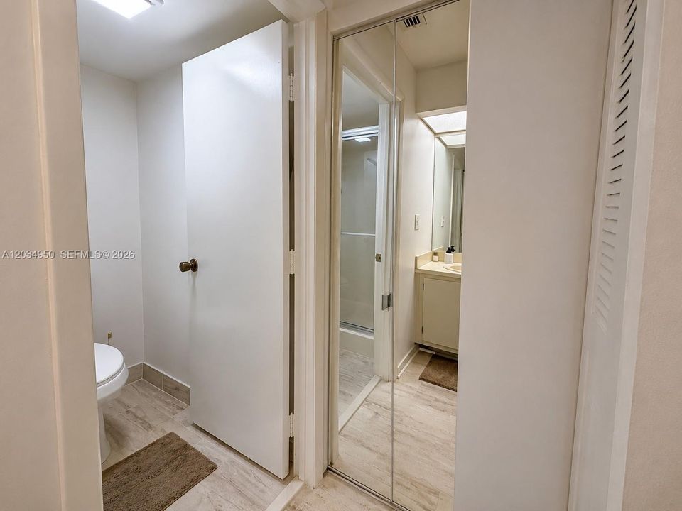For Rent: $2,950 (3 beds, 2 baths, 1396 Square Feet)