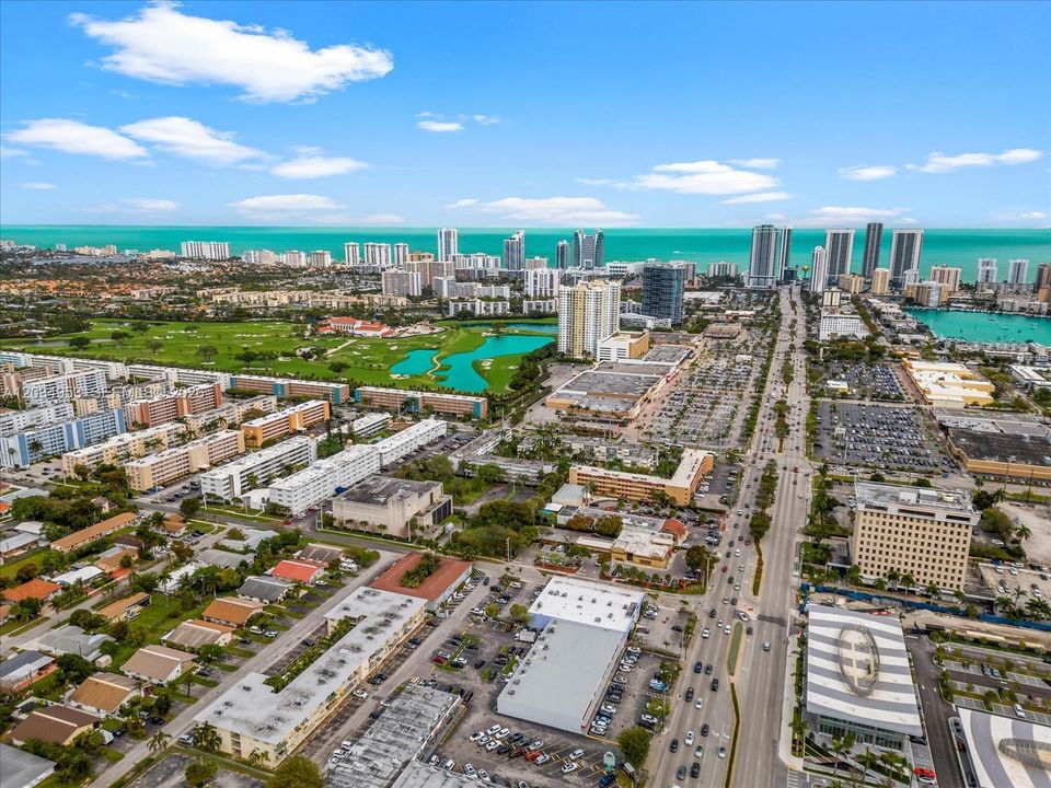 For Sale: $260,000 (2 beds, 2 baths, 1070 Square Feet)