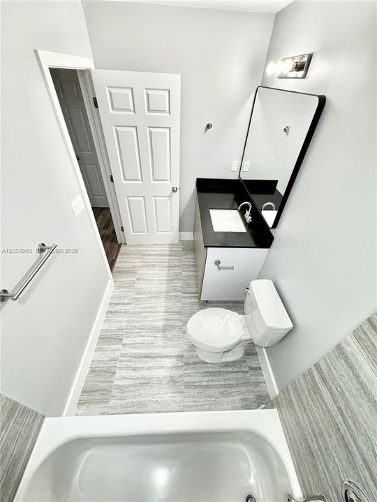 For Rent: $3,300 (3 beds, 2 baths, 1850 Square Feet)