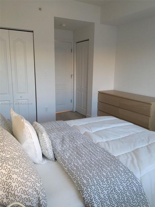 В аренду: $2,000 (1 спален, 1 ванн, 0 Квадратных фут)