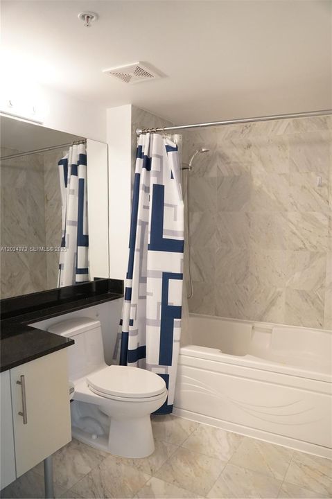 For Sale: $417,700 (1 beds, 1 baths, 757 Square Feet)