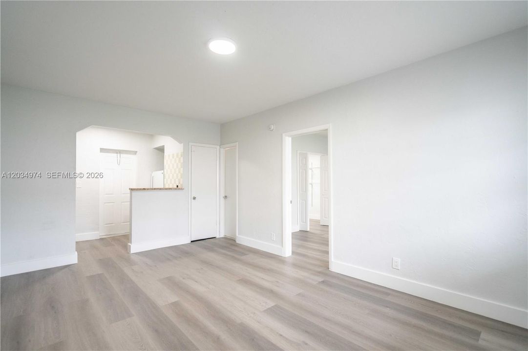 For Rent: $1,750 (1 beds, 1 baths, 650 Square Feet)