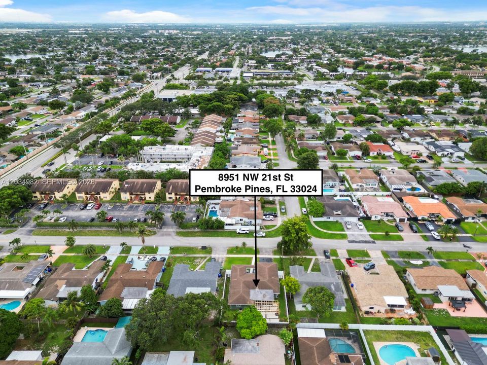 For Rent: $3,950 (3 beds, 2 baths, 1626 Square Feet)