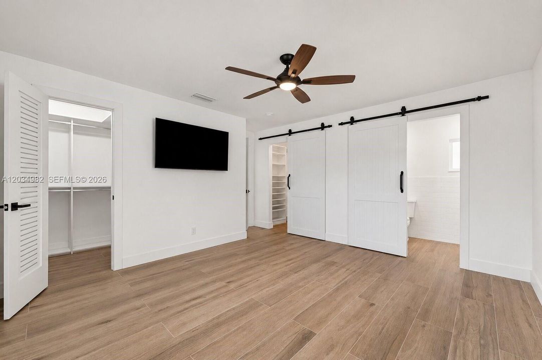 For Rent: $3,950 (3 beds, 2 baths, 1626 Square Feet)
