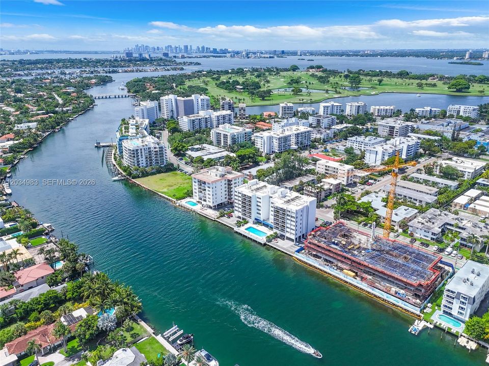For Sale: $429,000 (1 beds, 1 baths, 1080 Square Feet)