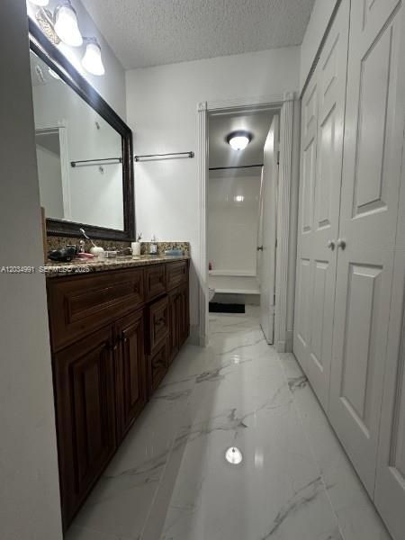 В аренду: $3,200 (3 спален, 2 ванн, 1402 Квадратных фут)
