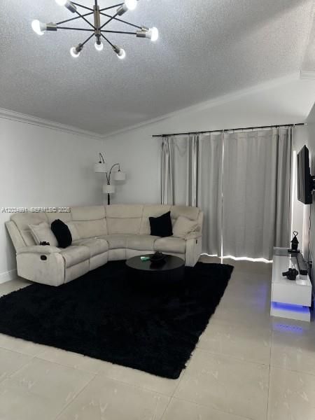 В аренду: $3,200 (3 спален, 2 ванн, 1402 Квадратных фут)