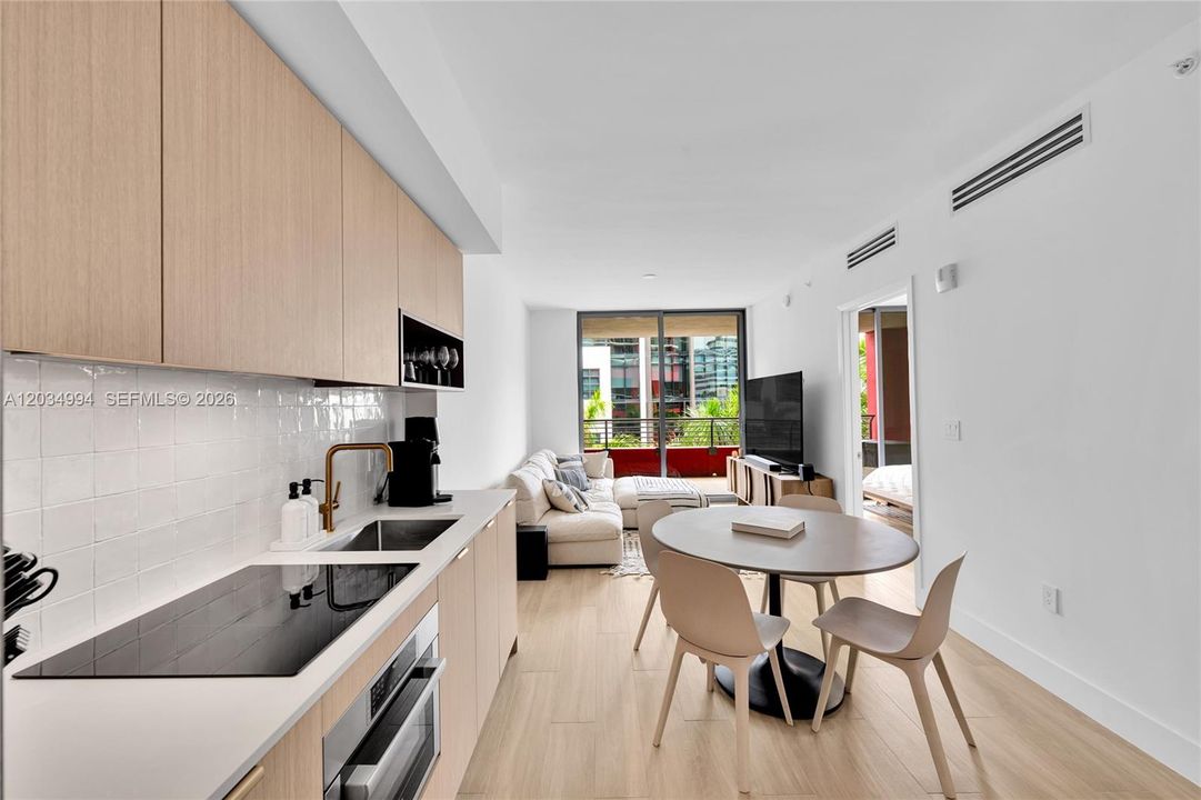 En Venta: $1,500,000 (1 camas, 2 baños, 786 Pies cuadrados)
