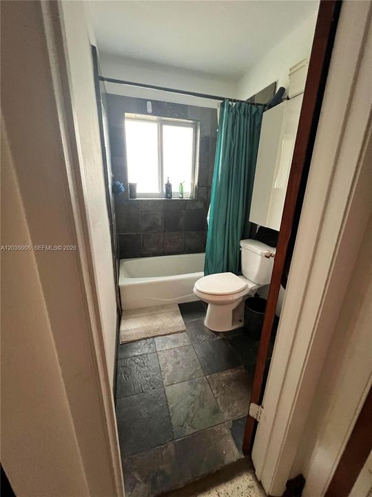 For Rent: $1,575 (1 beds, 1 baths, 522 Square Feet)