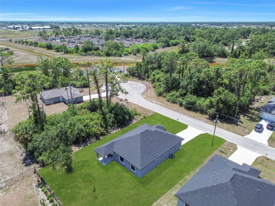 For Sale: $319,900 (3 beds, 2 baths, 1503 Square Feet)