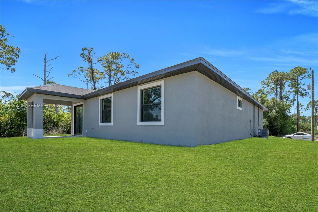 For Sale: $319,900 (3 beds, 2 baths, 1503 Square Feet)