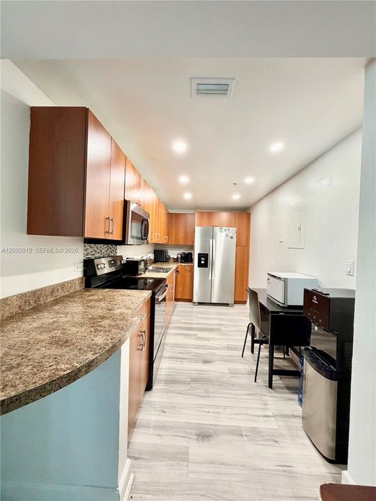 For Rent: $3,600 (2 beds, 2 baths, 1065 Square Feet)