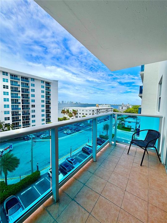 For Rent: $3,600 (2 beds, 2 baths, 1065 Square Feet)