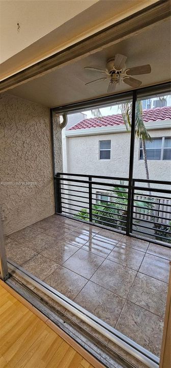 En Venta: $149,000 (2 camas, 2 baños, 920 Pies cuadrados)
