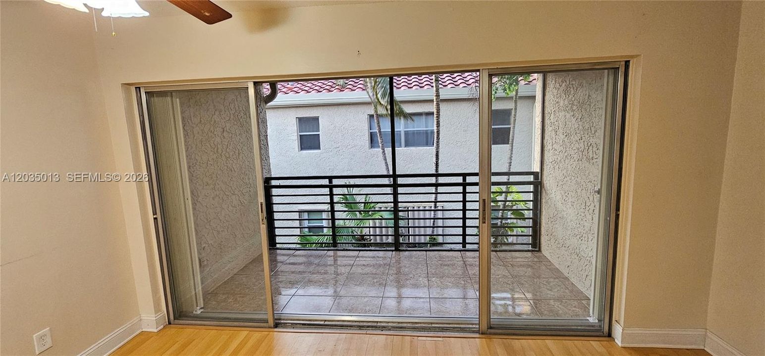 En Venta: $149,000 (2 camas, 2 baños, 920 Pies cuadrados)