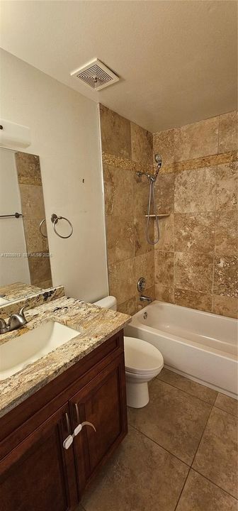 En Venta: $149,000 (2 camas, 2 baños, 920 Pies cuadrados)