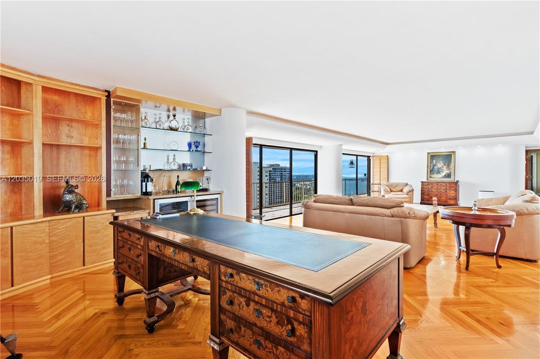 En Venta: $700,000 (1 camas, 3 baños, 2320 Pies cuadrados)